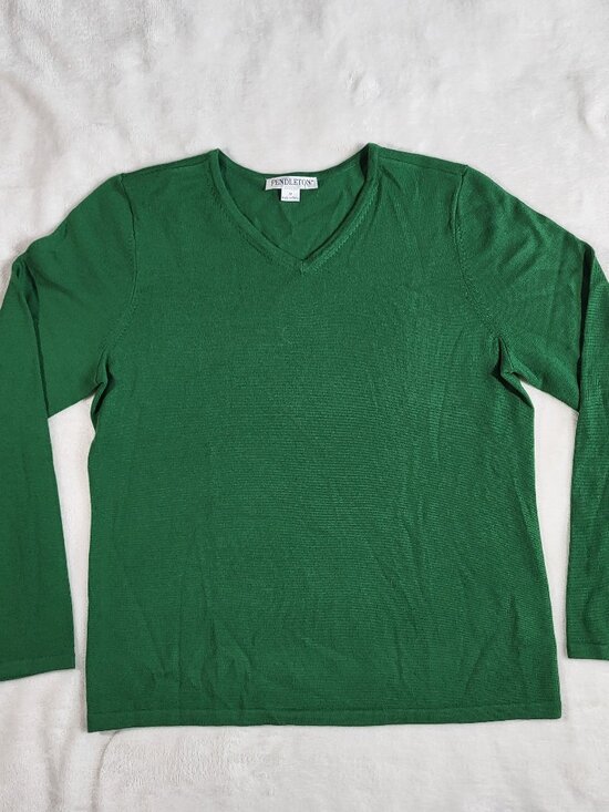 Pendleton Sweaters - Pendleton 100% Merino Wool Green V-Neck Womens Sweater - Size M
